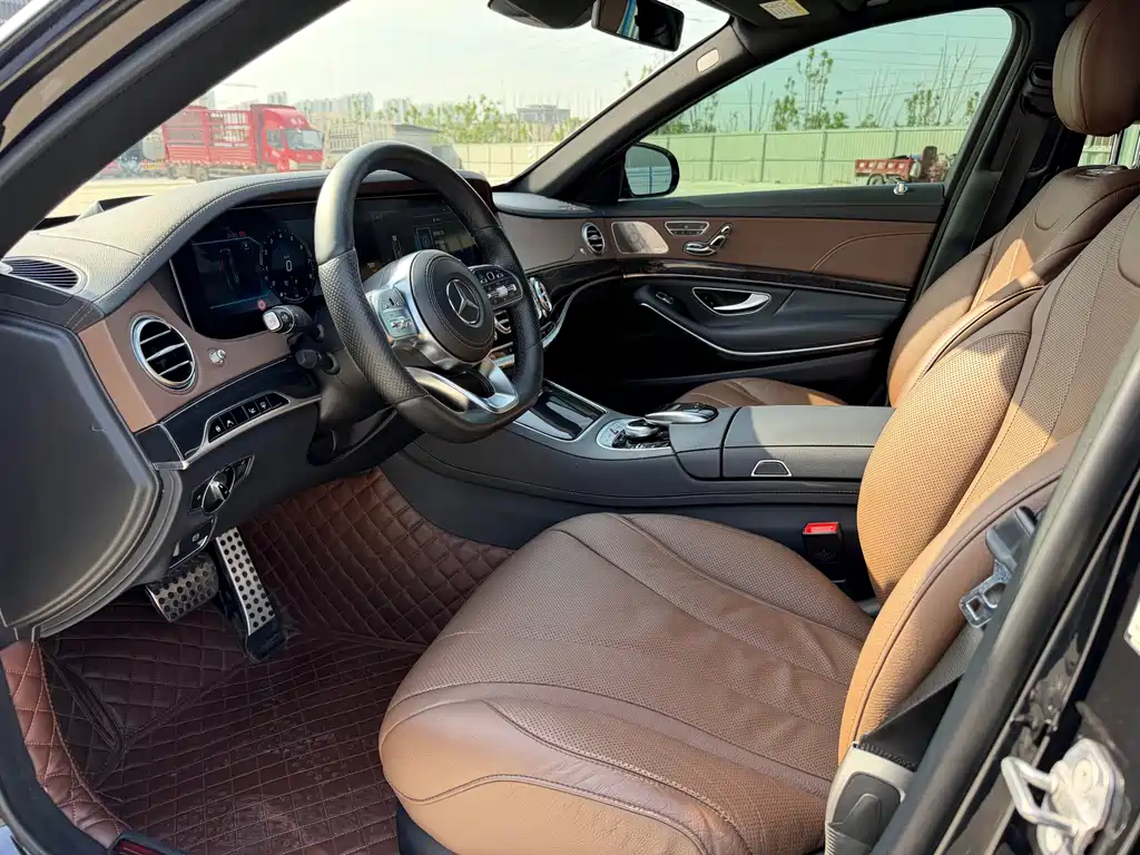 Mercedes-Benz S-Class — миниатюра 4