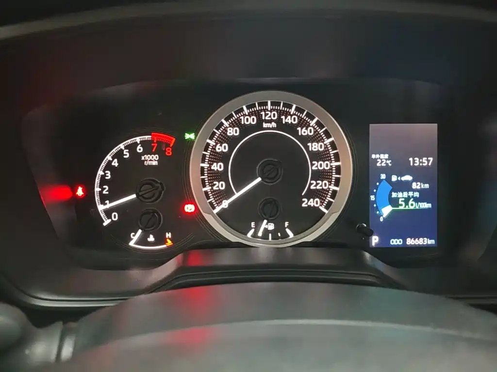 Toyota Frontlander — миниатюра 12