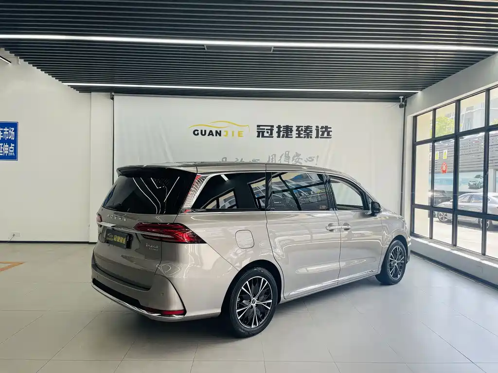Roewe iMAX8 — миниатюра 18