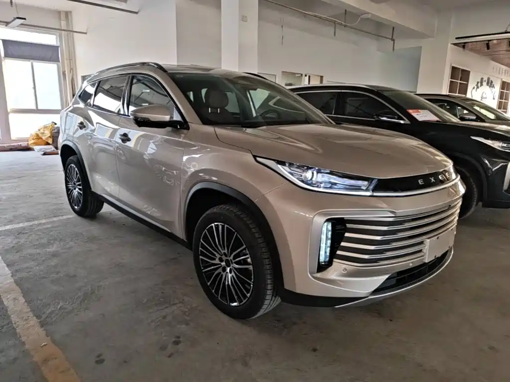 Exeed Lingyun — миниатюра 4