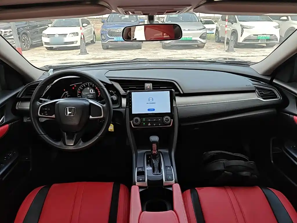 Honda Civic — миниатюра 10