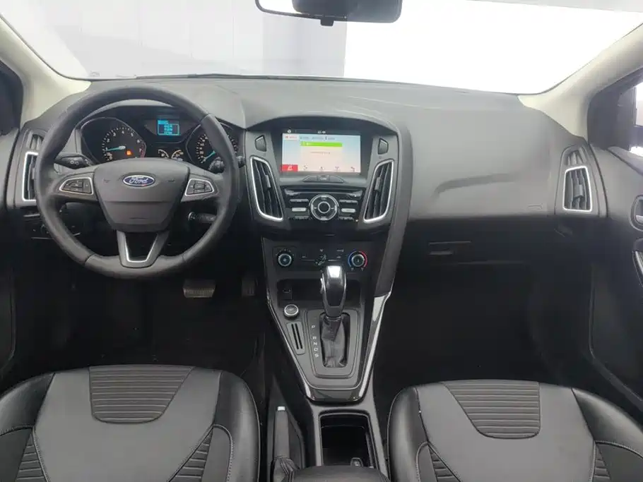 Ford Focus — миниатюра 12