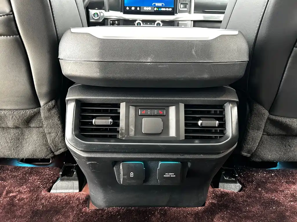 Ford F-150 Raptor — миниатюра 22