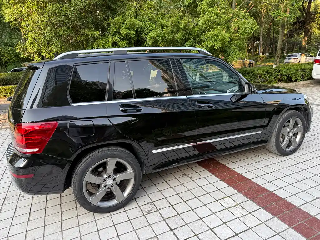 Mercedes-Benz GLK-Class GLK 300 4MATIC Dynamic Sunroof Type, фото 3