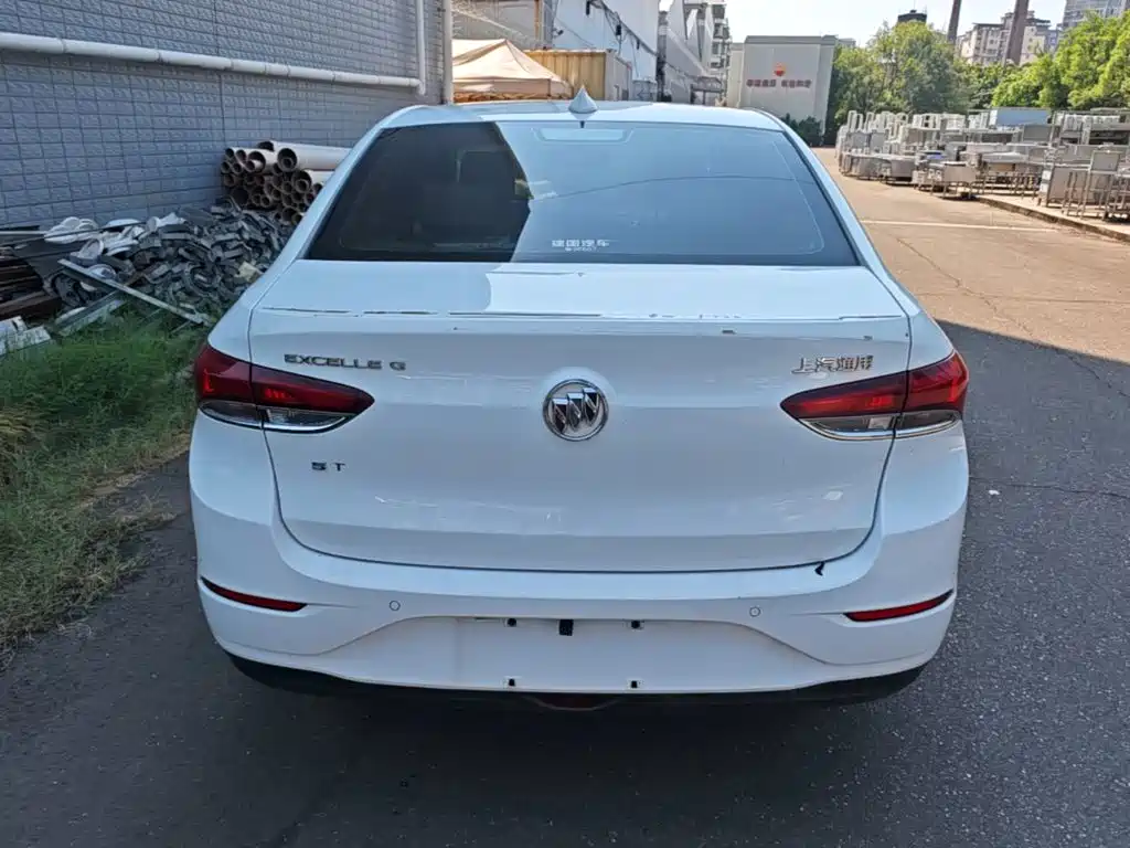 Buick Excelle — миниатюра 6