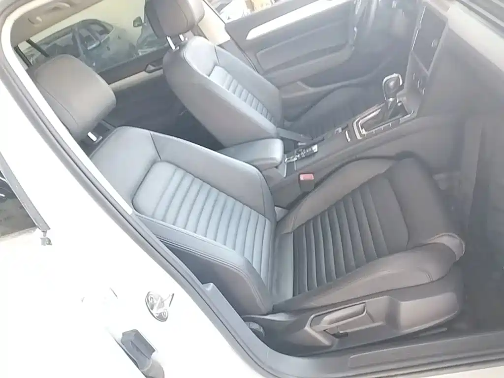 Volkswagen Viloran — миниатюра 25
