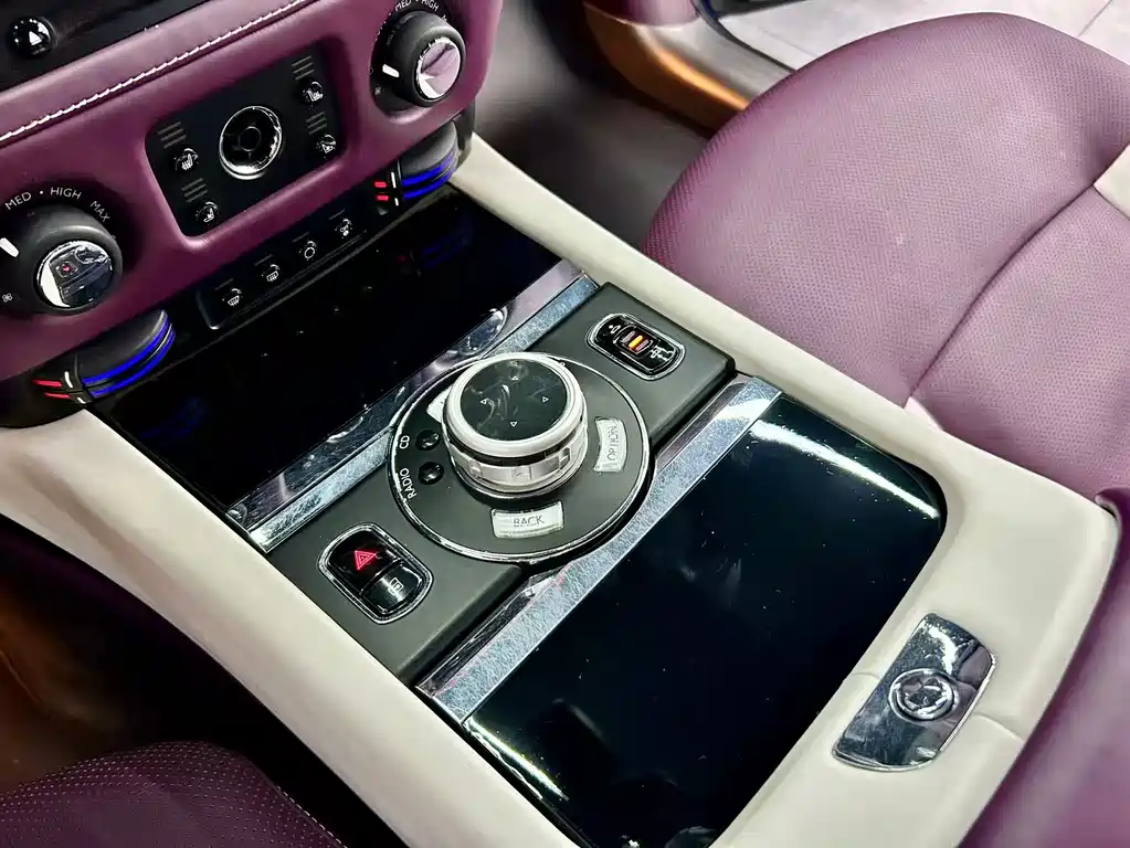 Rolls-Royce Ghost — миниатюра 7