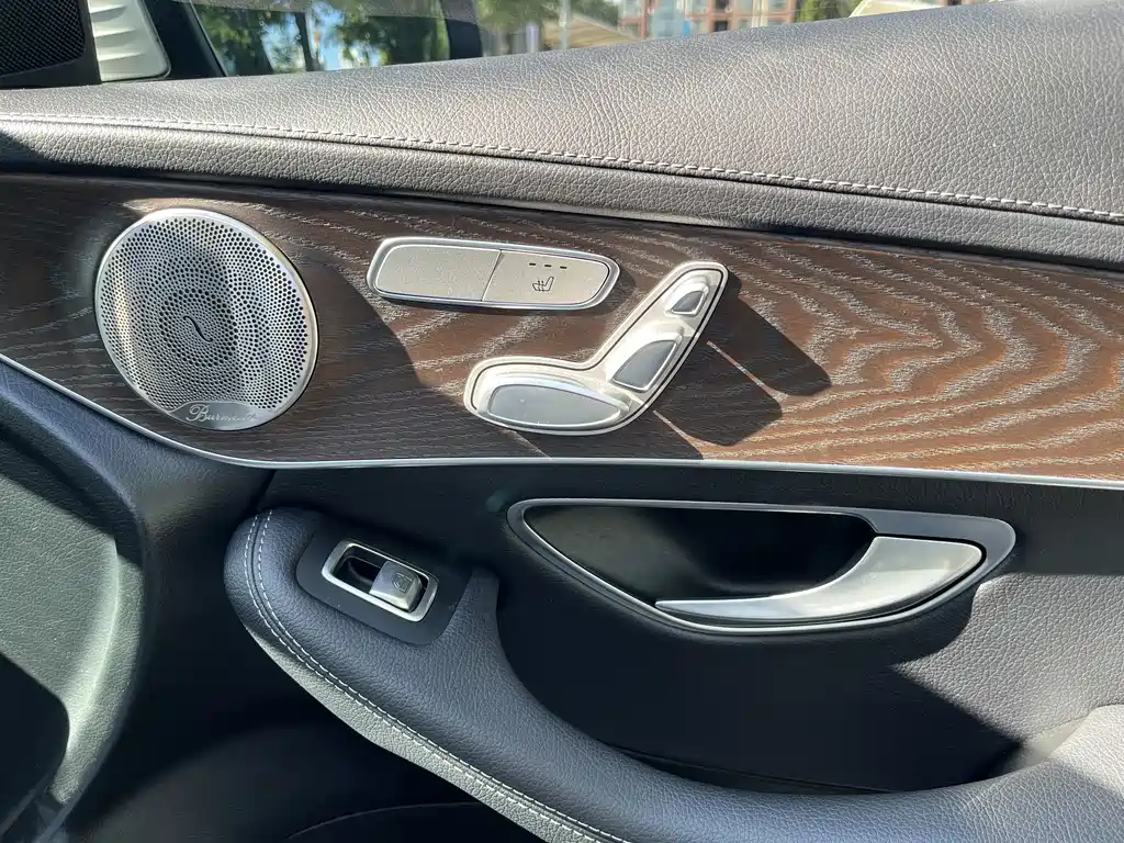 Mercedes-Benz GLC — миниатюра 5