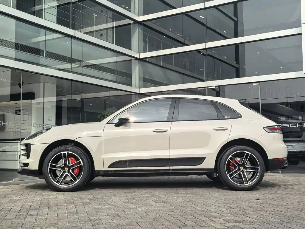 Porsche Macan — миниатюра 4