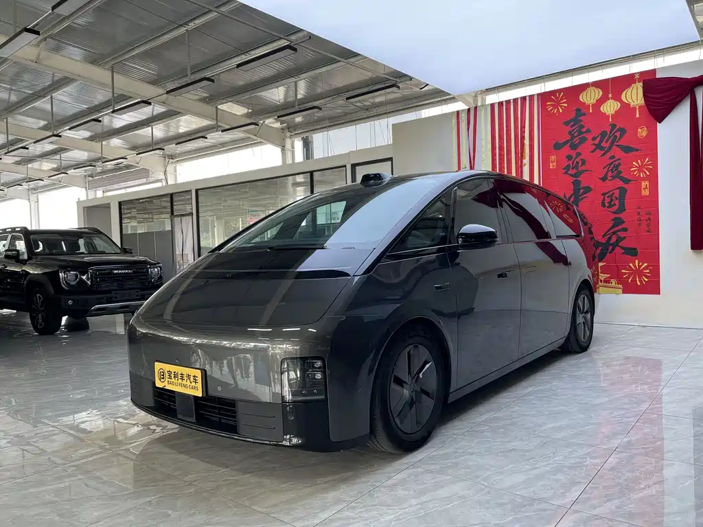Li Auto Li MEGA
