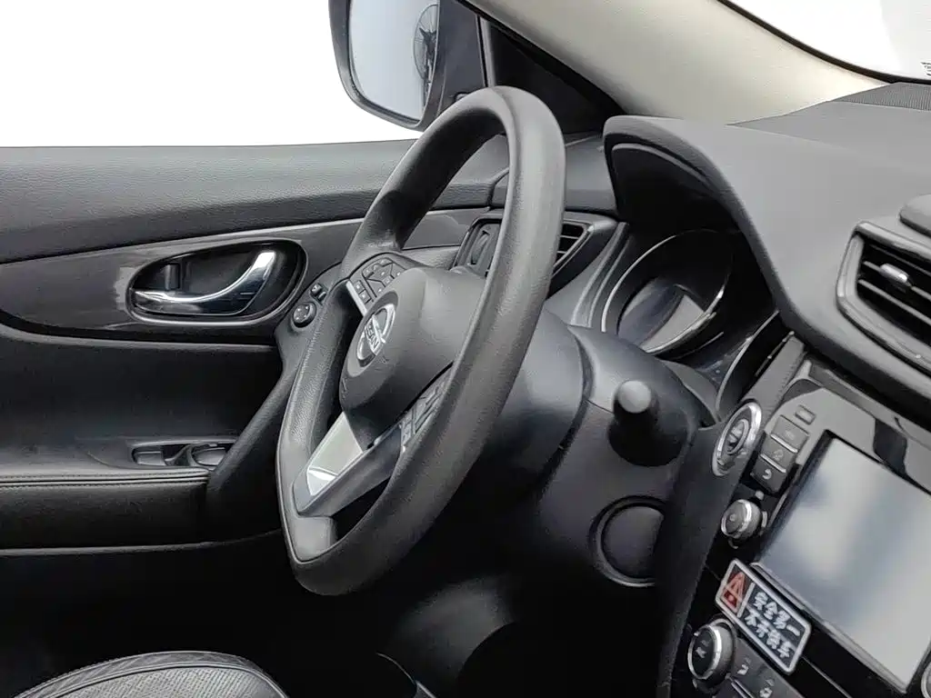 Nissan X-Trail — миниатюра 22