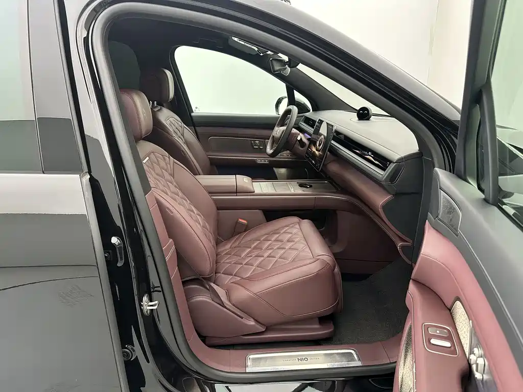 NIO ES8 — миниатюра 11