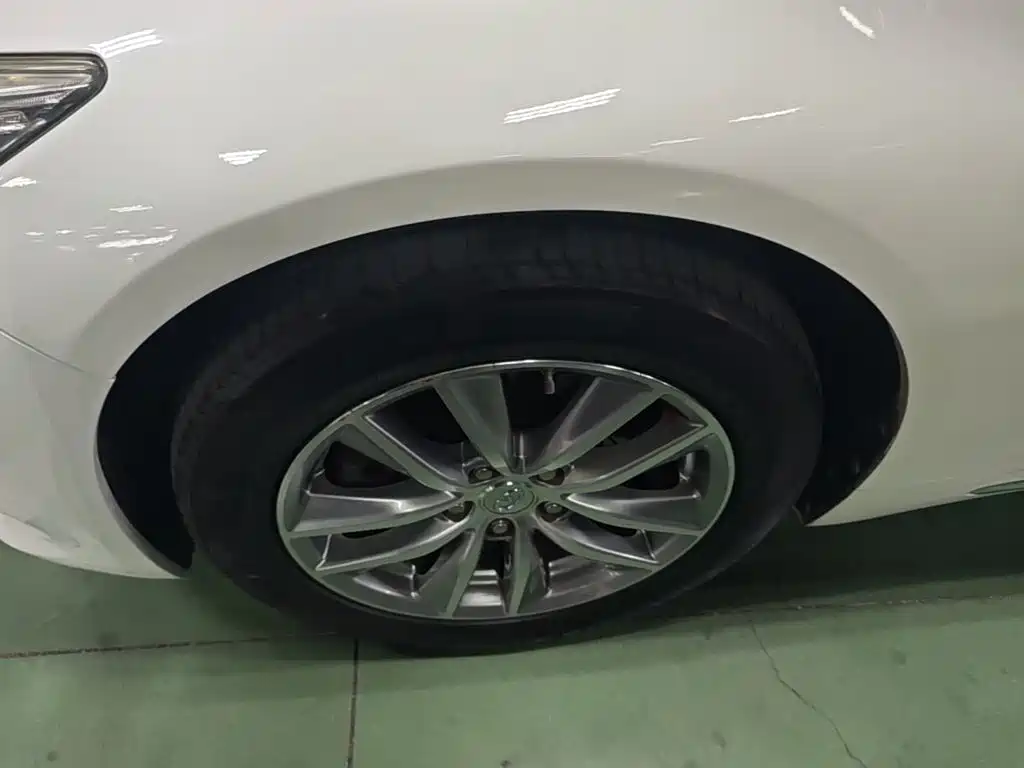 Infiniti Q50L — миниатюра 23