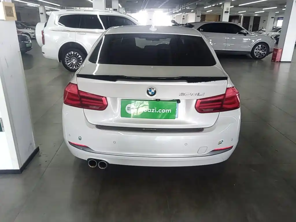 BMW 3 Series — миниатюра 6