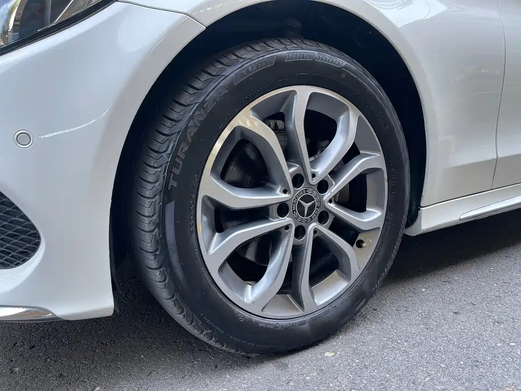 Mercedes-Benz C-Class — миниатюра 17