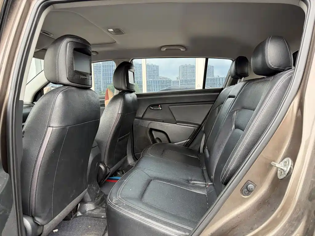 Kia Sportage — миниатюра 11