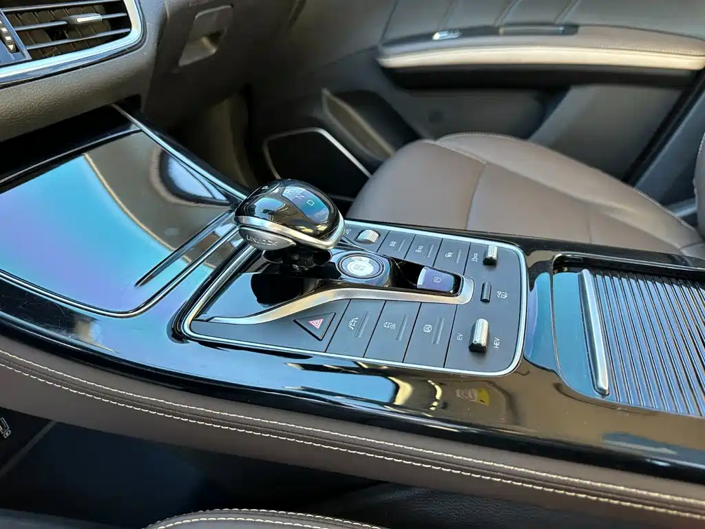 BYD MAX New Energy — миниатюра 14