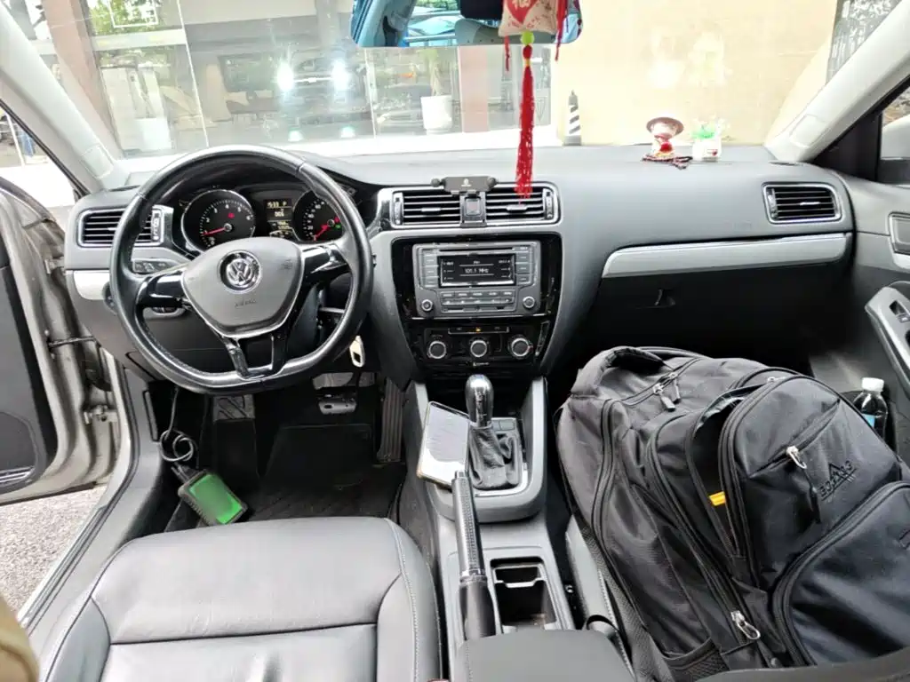 Volkswagen Sagitar — миниатюра 14