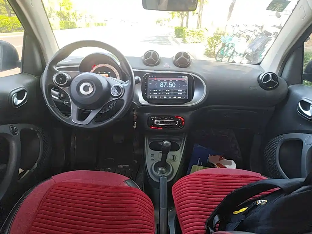 smart Smart Fortwo — миниатюра 10