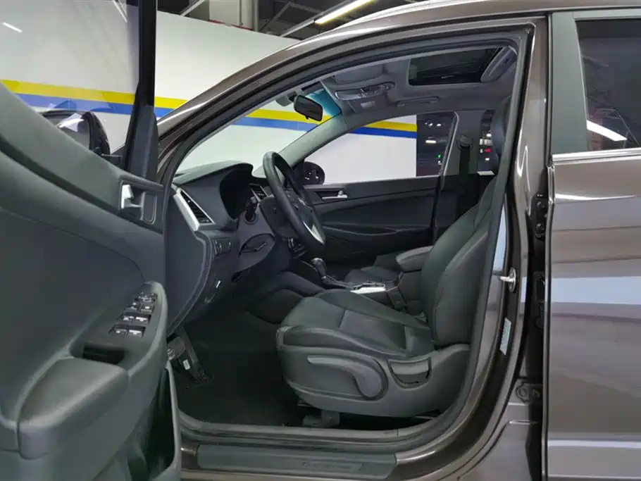Hyundai Tucson 2015 1.6T DCT