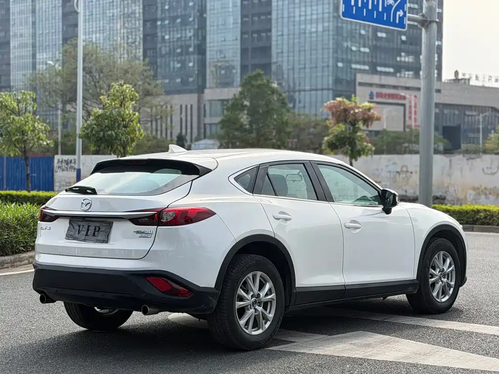 MAZDA CX 4