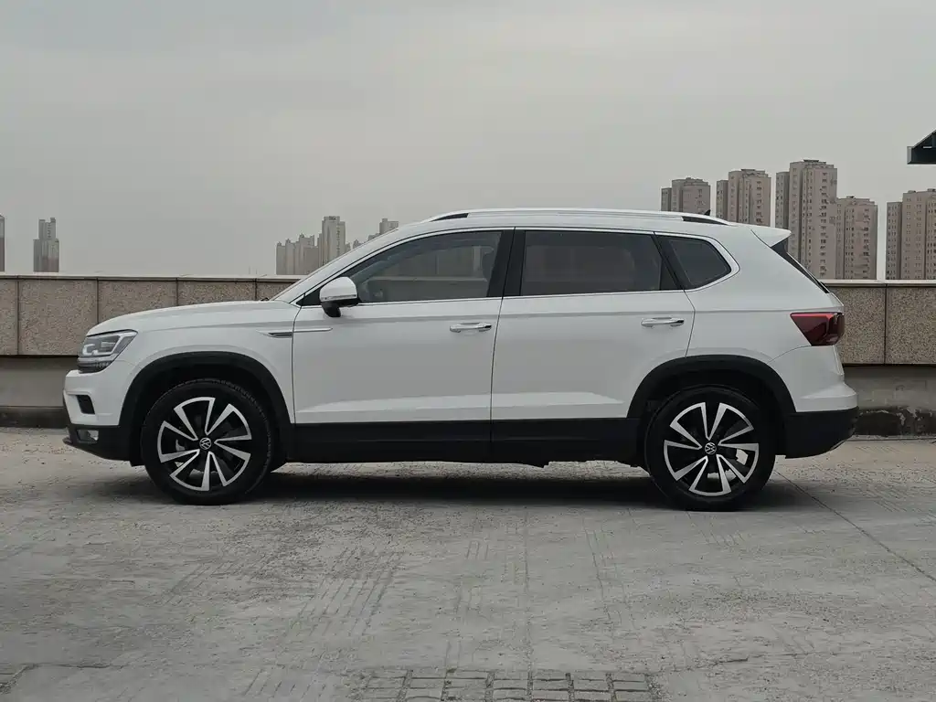 Volkswagen Tharu — миниатюра 7