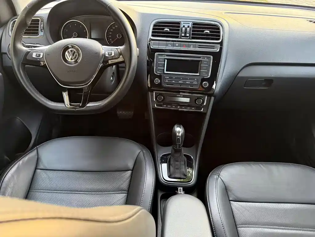 Volkswagen Polo — миниатюра 6