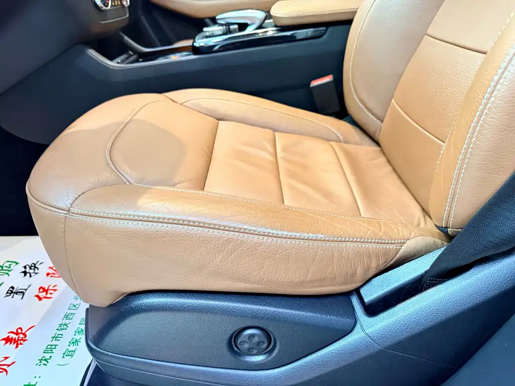 Mercedes-Benz GLE (Import) — миниатюра 14