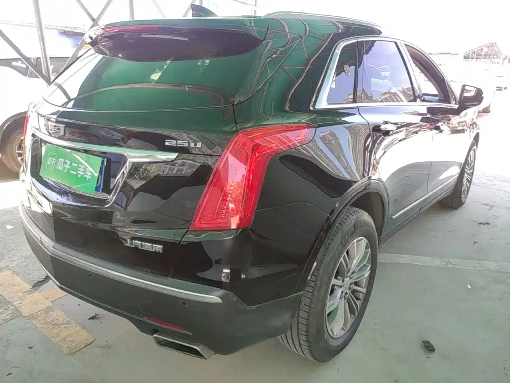 Cadillac XT5 — миниатюра 7