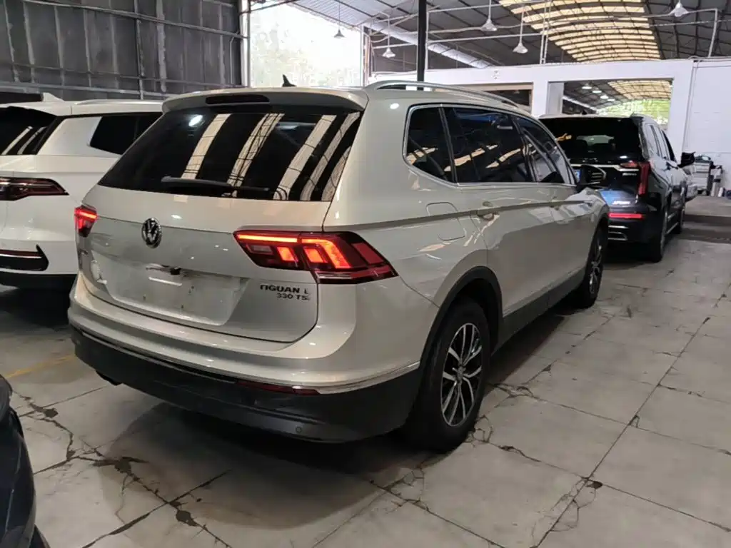Volkswagen Tiguan L — миниатюра 7