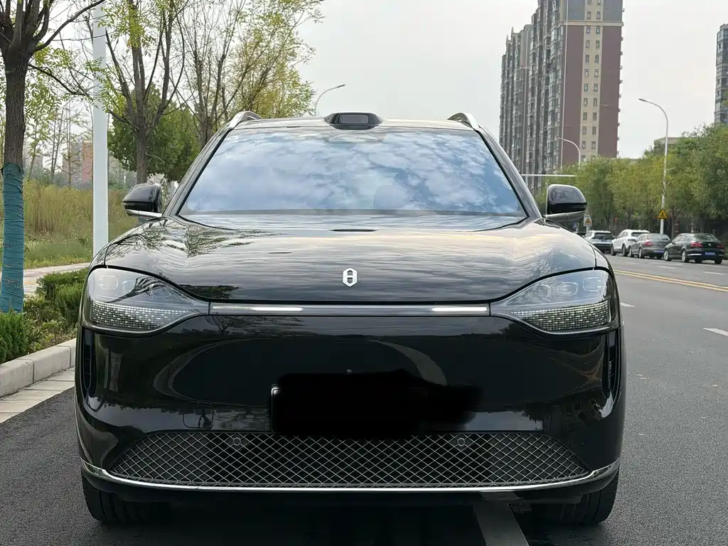 AITO AITO M9 — миниатюра 2