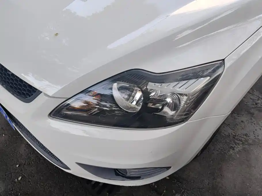 Ford Focus — миниатюра 5