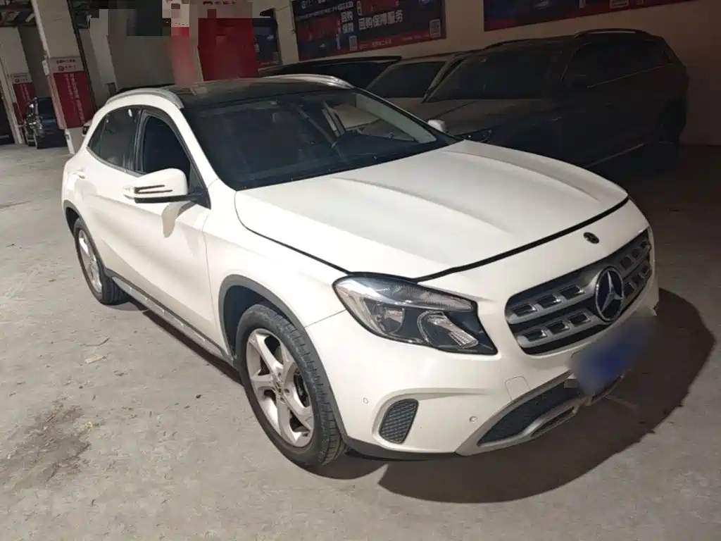 Mercedes-Benz GLA — миниатюра 4