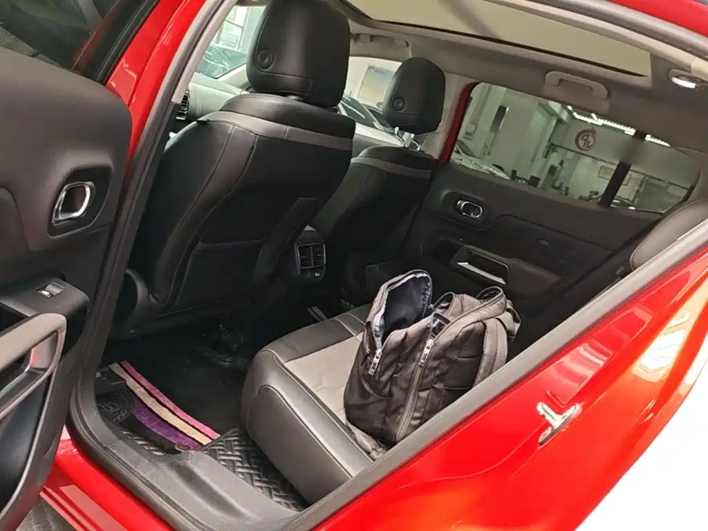 Citroen C5 AIRCROSS — миниатюра 17