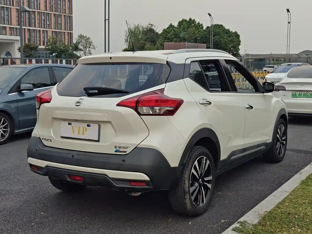 Nissan Kicks — миниатюра 4