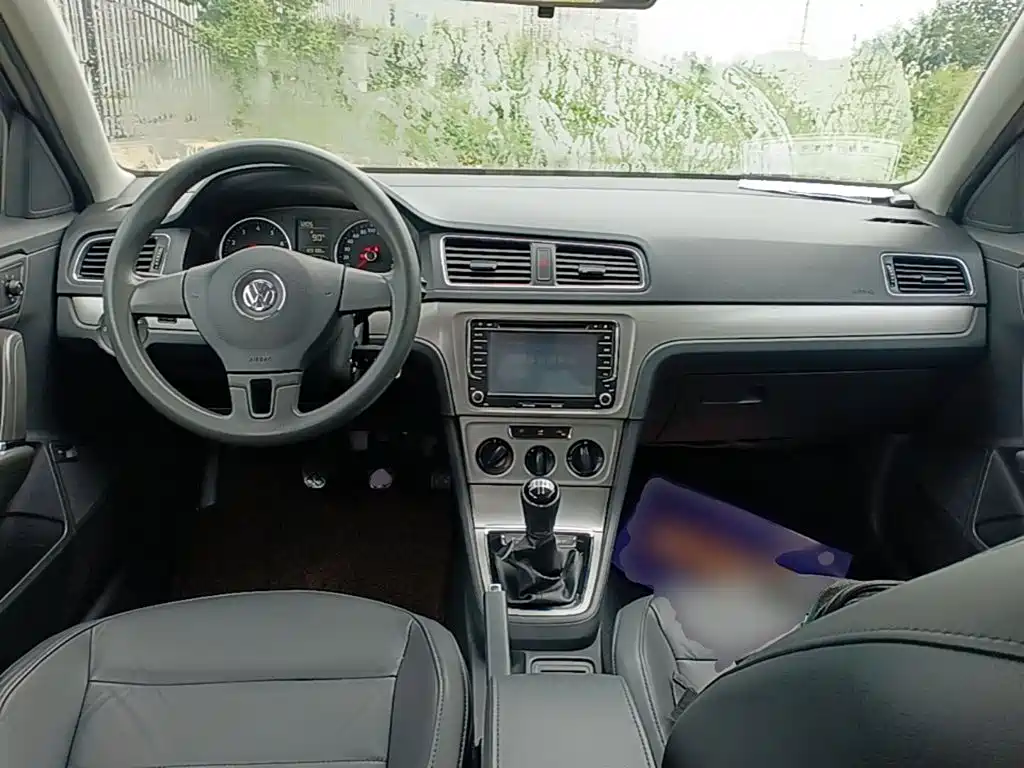Volkswagen Lavida — миниатюра 10