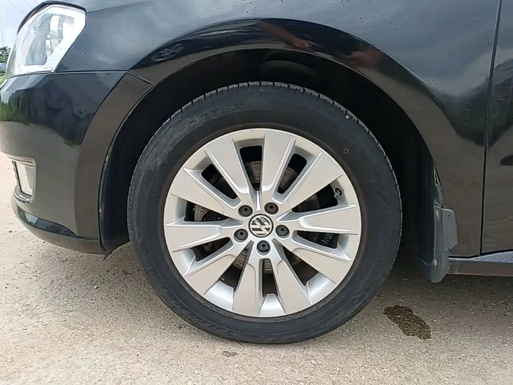 Volkswagen Lavida — миниатюра 23
