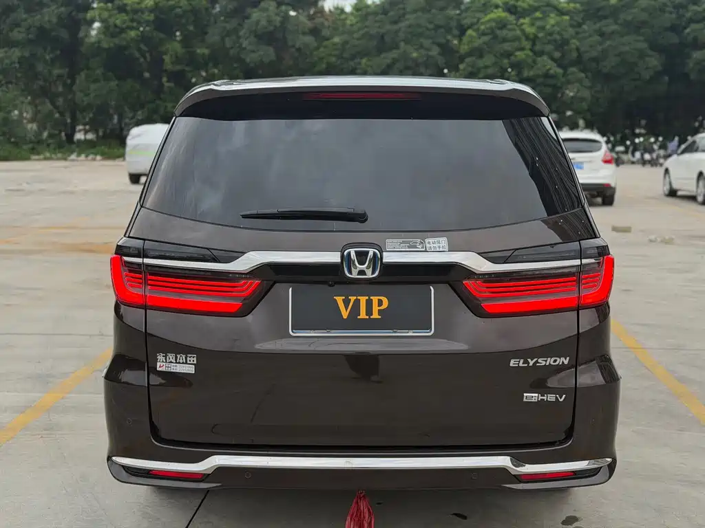 Honda Elysion — миниатюра 4