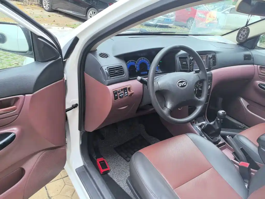 BYD F3 — миниатюра 16