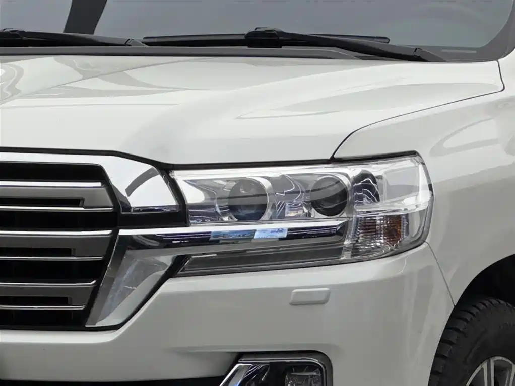 Toyota Land Cruiser 2018 4.6L GX-R