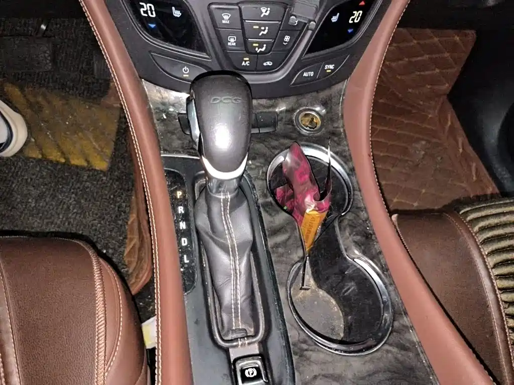 Buick Envision Plus — миниатюра 15