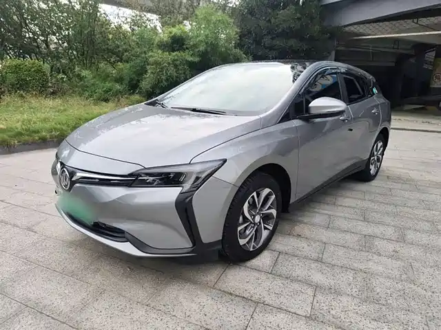 BUICK SLIGHTLY BLUE 6 2024