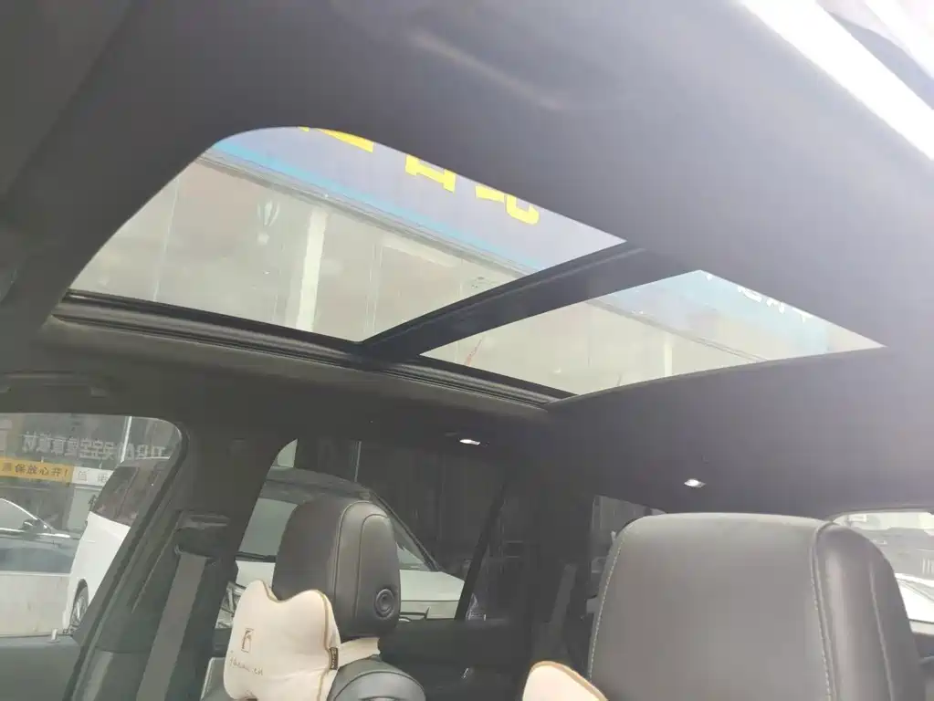 Cadillac XT6 — миниатюра 17