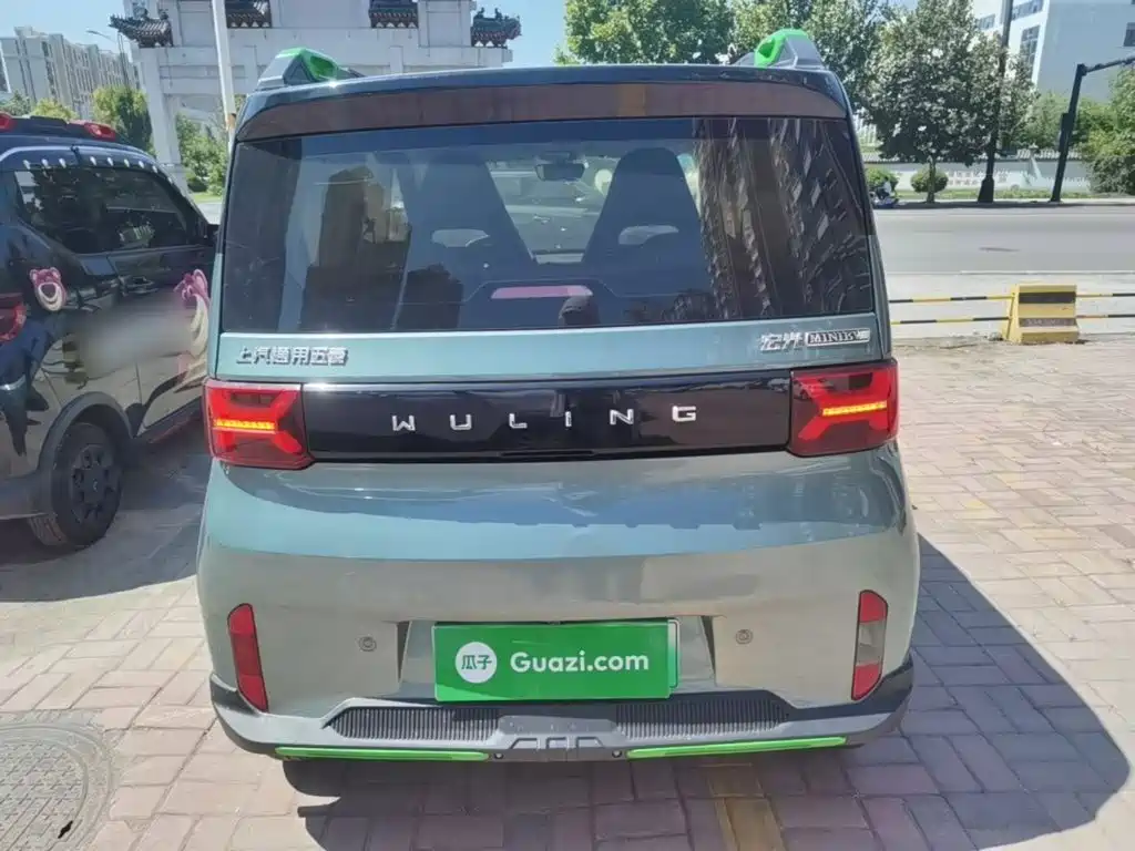 Wuling MINIEV — миниатюра 6