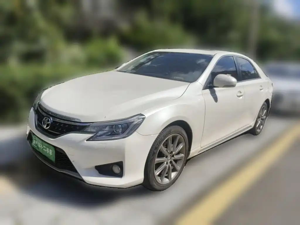 Toyota Reiz