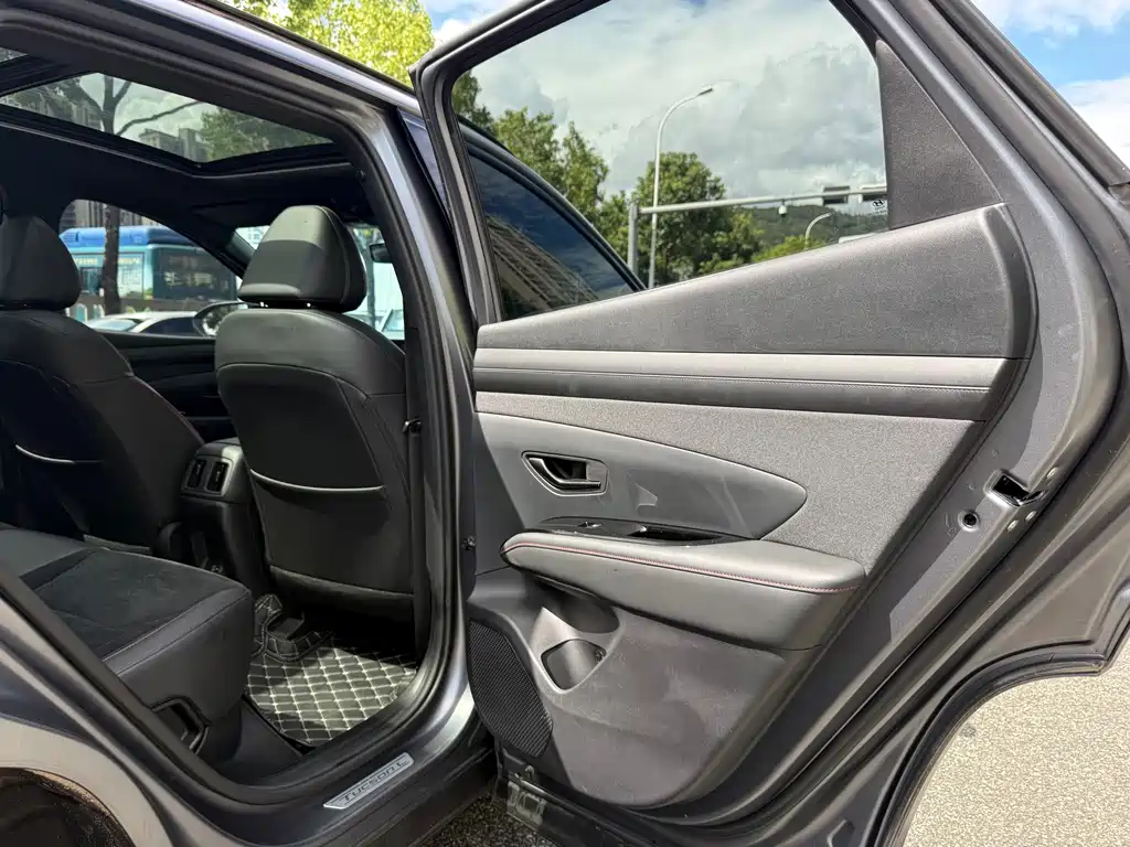 Hyundai Tucson — миниатюра 17