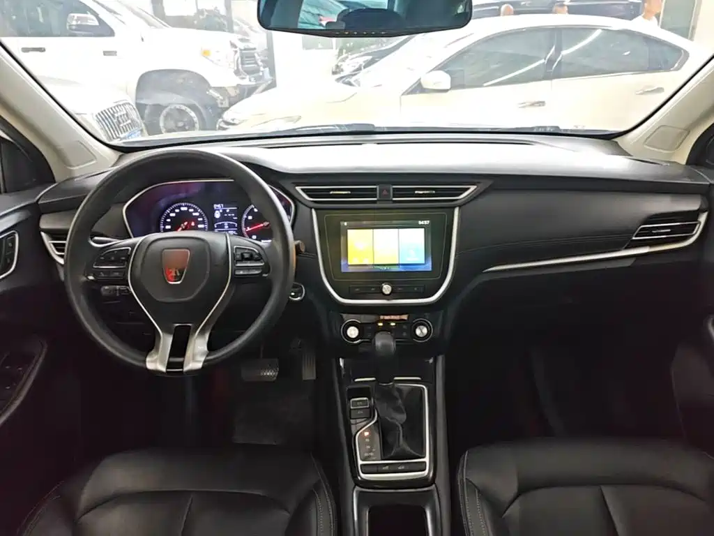 Roewe RX3 — миниатюра 10