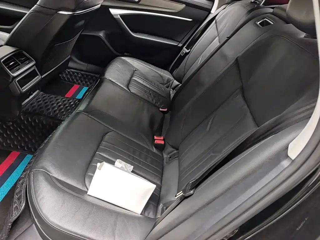 Audi A6L — миниатюра 15