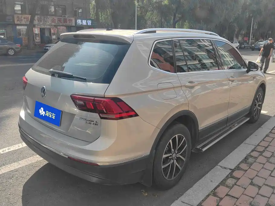 Volkswagen Tiguan L — миниатюра 3