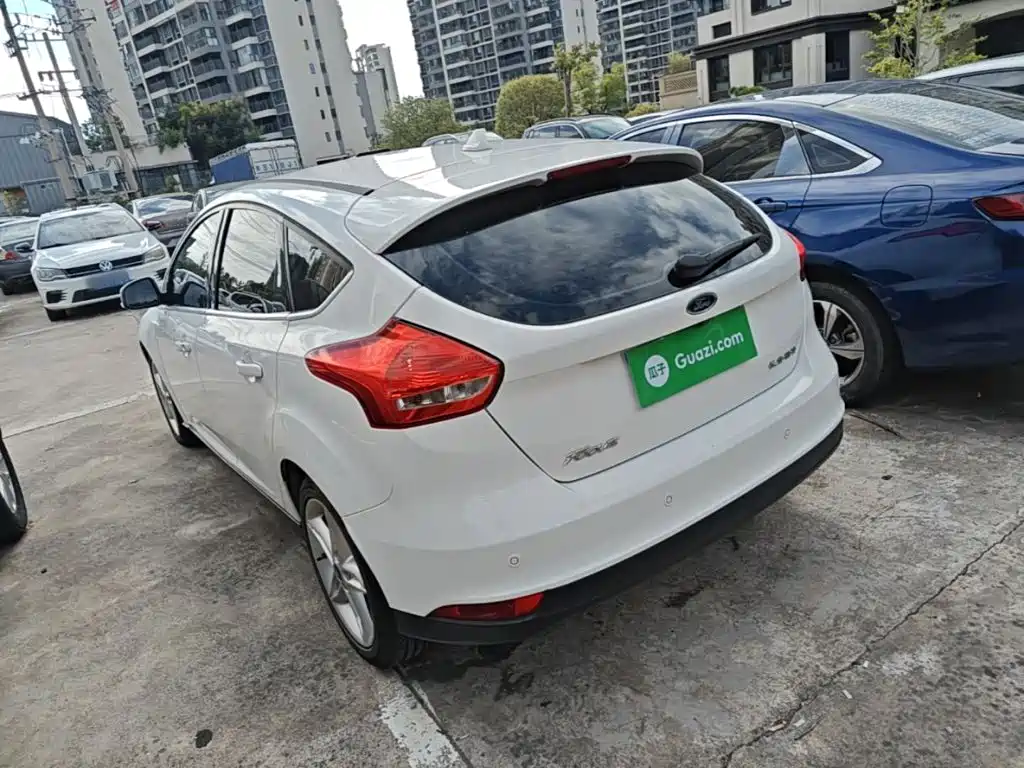 Ford Focus — миниатюра 5